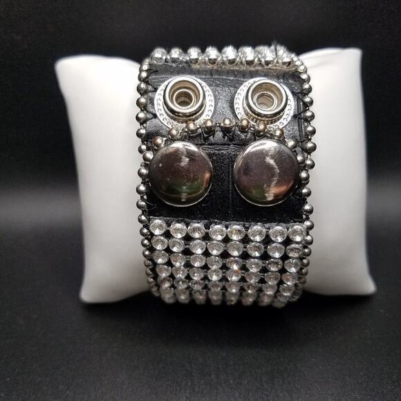 Rhinestone Wide Snap Bracelet, Clear Rhinestones Brown Faux Leather, 7 3/4 Inch - Picture 7 of 9